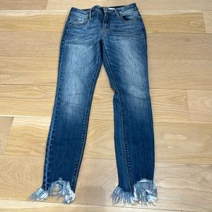 Hidden skinny short ankle jeans